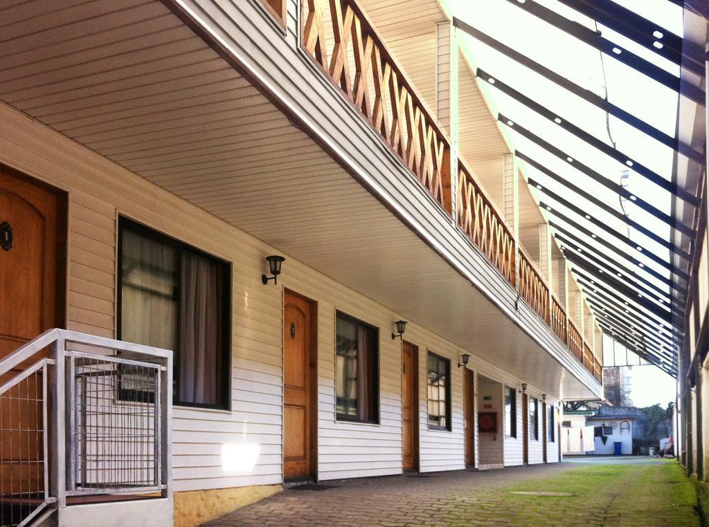 Concepción Hostal Caupolican מראה חיצוני תמונה